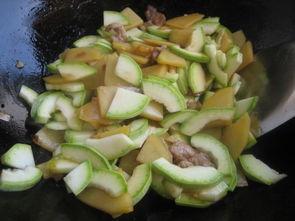 吃角瓜中毒视频,食品安全不容忽视